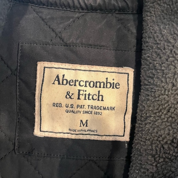 Abercrombie and Fitch Vest, Women’s Medium - Picture 5 of 7